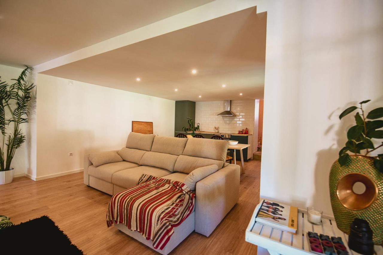 Epicos House, Your Home Away From Home. Nogueira  Bagian luar foto