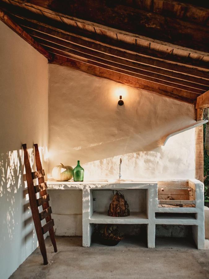 Epicos House, Your Home Away From Home. Nogueira  Bagian luar foto